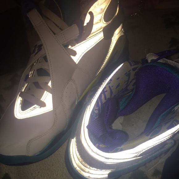Original Bugs bunny Jordan - Picture 1 of 2